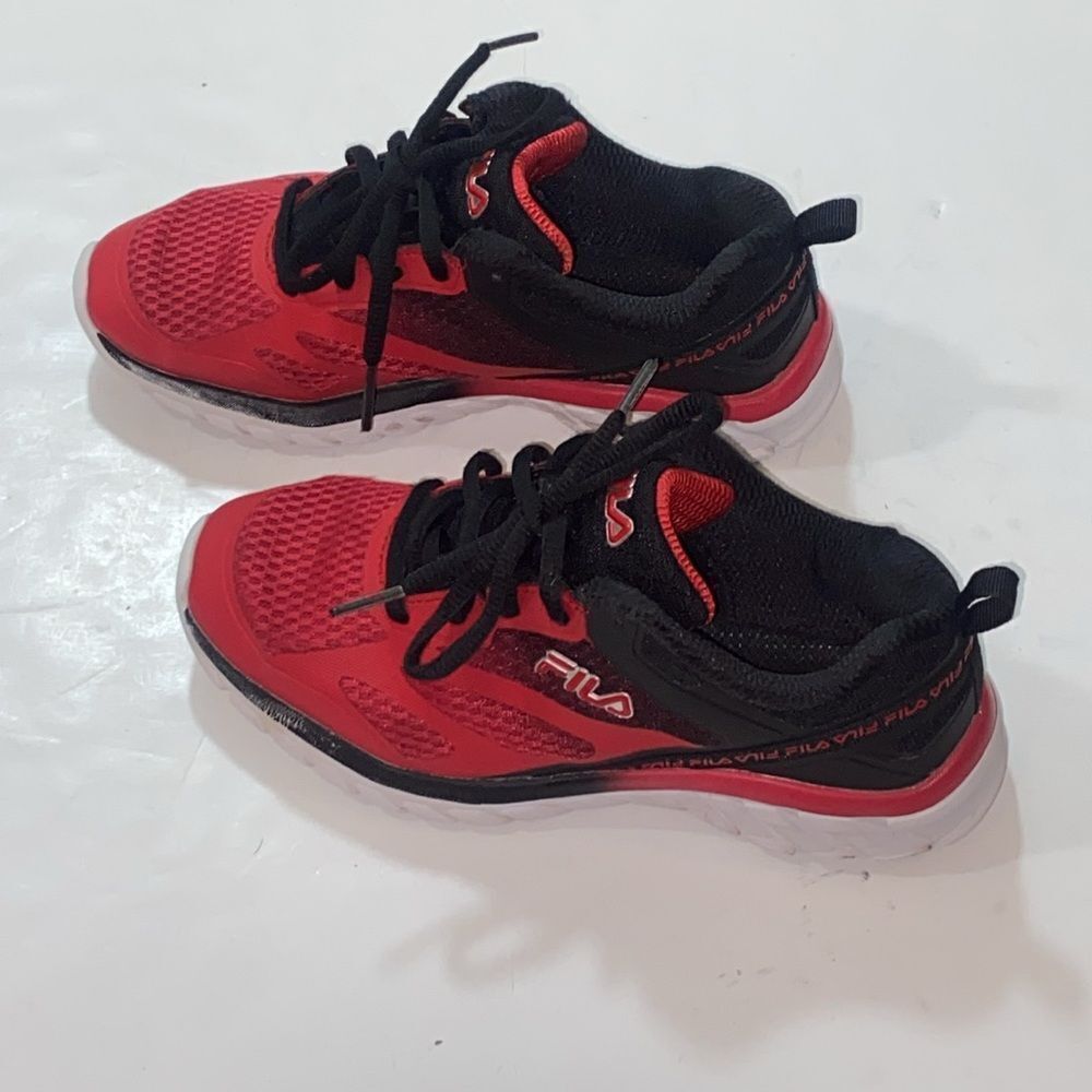 Fila Galaxia Unisex Shoes Size 2 US